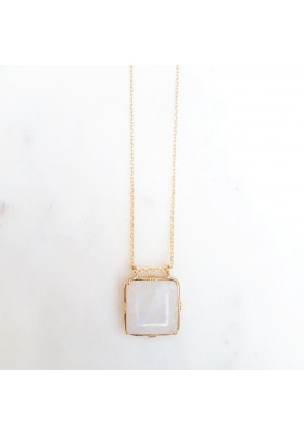 Collier pendentif carré pierre sertie en Labradorite blanche par au fil de lo