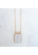 Collier pendentif rectangle pierre sertie en Labradorite blanche par au fil de lo